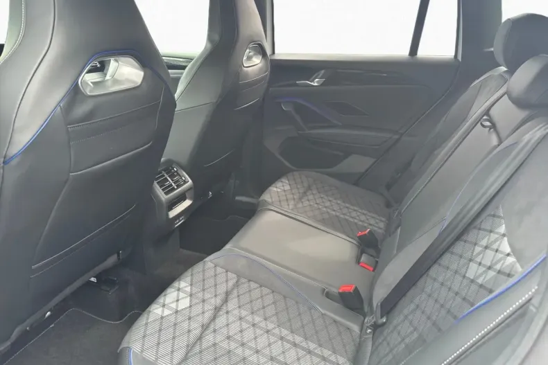 Volkswagen Tiguan din 2024 cu 15.990 km - oferta VOL178604 - foto 9