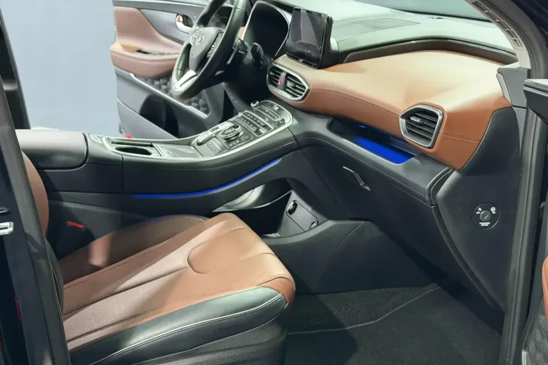 Hyundai SANTA FE din 2021 cu 24.048 km - oferta HYU178606 - foto 22