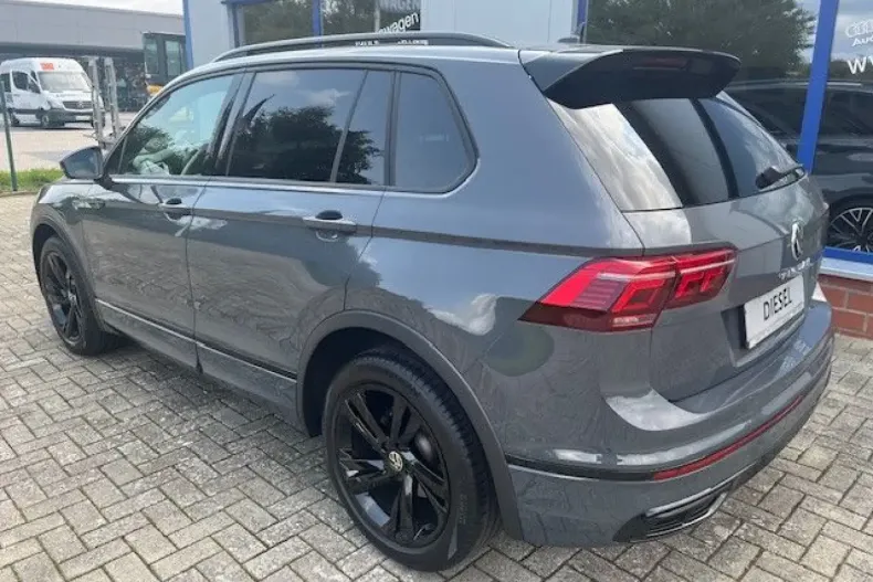 Volkswagen Tiguan din 2024 cu 54.700 km - oferta VOL178608 - foto 2