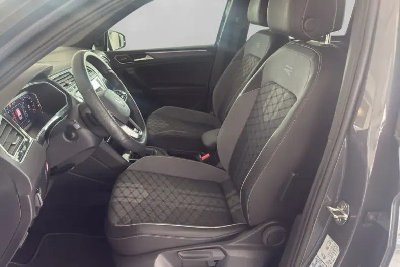 Volkswagen Tiguan din 2024 cu 19.793 km - oferta VOL178609 - foto 8