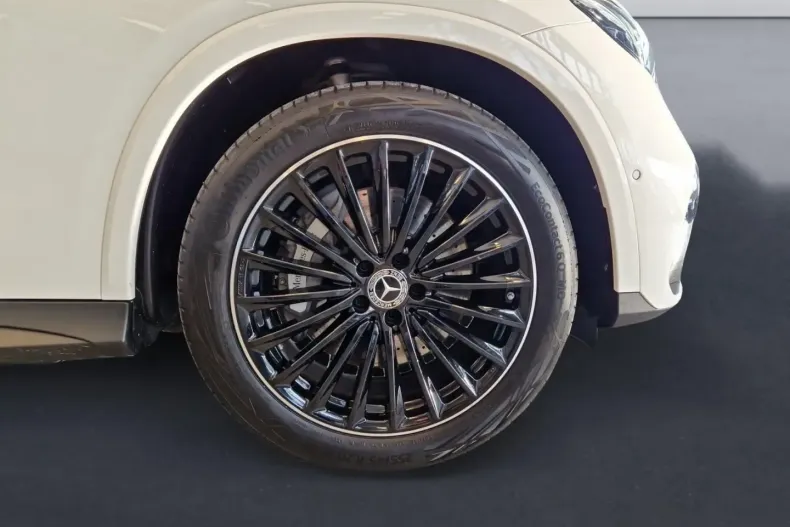 Mercedes-Benz GLC 220 din 2025 cu 15.011 km - oferta MER178612 - foto 5