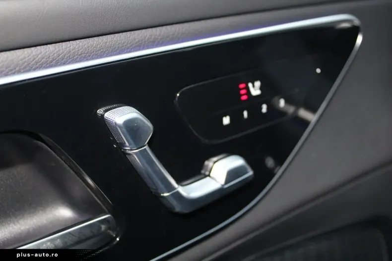 Mercedes-Benz GLC 300 din 2024 cu 5.770 km - oferta MER178613 - foto 13