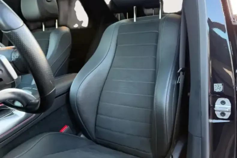 Mercedes-Benz GLE 400 (Clasa GLE) din 2022 cu 80.000 km - oferta MER178618 - foto 9