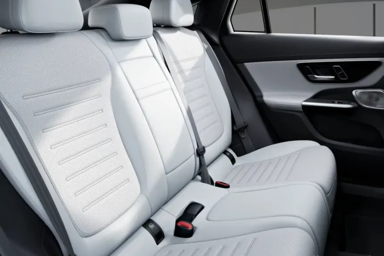 Mercedes-Benz GLC 300 (Clasa GLC) din 2023 cu 6.221 km - oferta MER178626 - foto 7