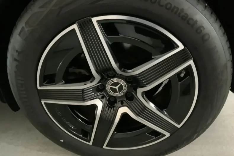 Mercedes-Benz GLC 300 (Clasa GLC) din 2023 cu 6.874 km - oferta MER178628 - foto 7