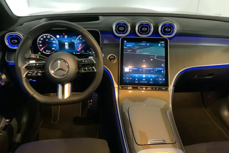 Mercedes-Benz GLC 300 (Clasa GLC) din 2023 cu 6.874 km - oferta MER178628 - foto 8