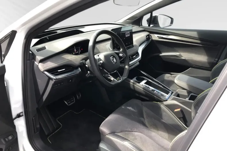 Skoda Enyaq din 2024 cu 10.226 km - oferta SKO178630 - foto 8