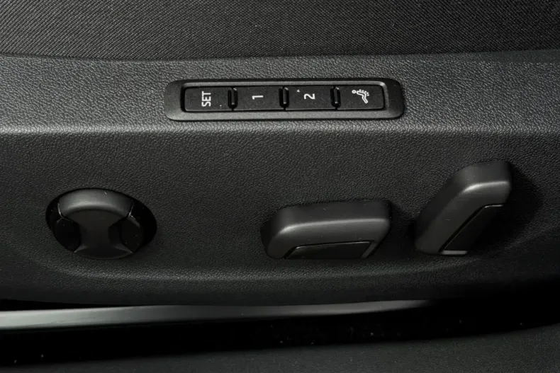 Skoda Enyaq din 2024 cu 22.490 km - oferta SKO178632 - foto 18