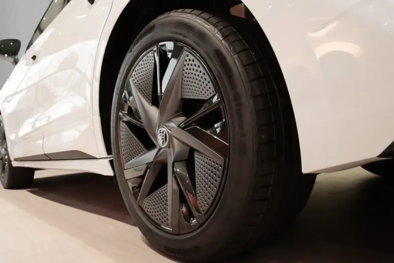 Skoda Enyaq din 2024 cu 6.400 km - oferta SKO178634 - foto 4