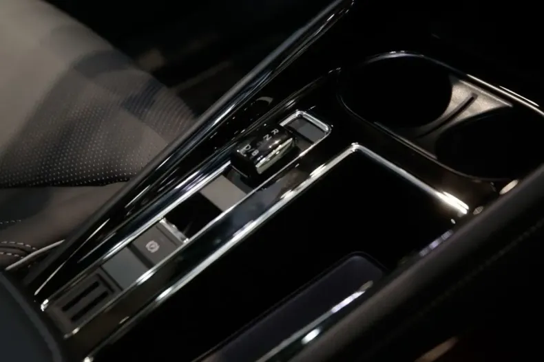 Skoda Enyaq din 2024 cu 6.400 km - oferta SKO178634 - foto 8