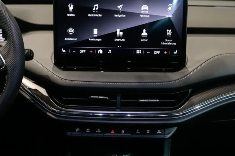 Skoda Enyaq din 2024 cu 6.400 km - oferta SKO178634 - foto 10