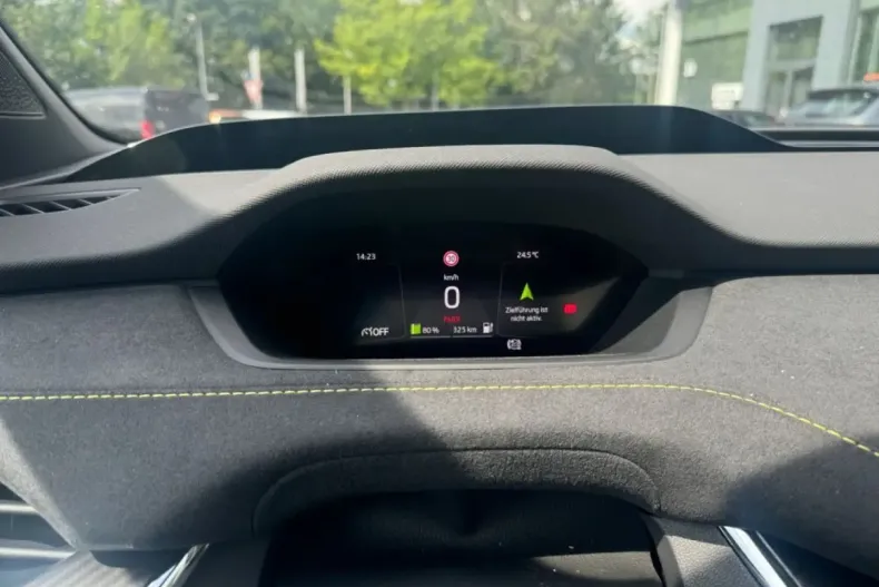 Skoda Enyaq din 2024 cu 4.200 km - oferta SKO178635 - foto 12