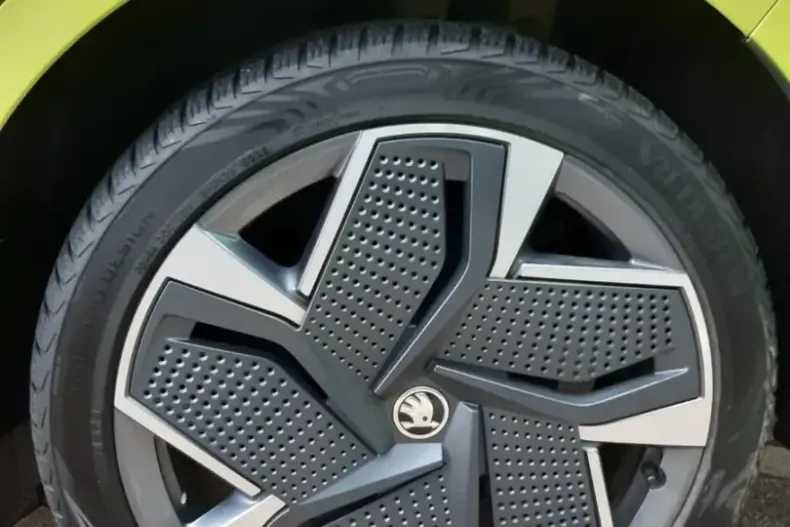 Skoda Enyaq din 2025 cu 14.500 km - oferta SKO178637 - foto 27