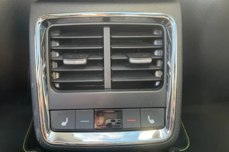 Skoda Enyaq din 2024 cu 19.600 km - oferta SKO178639 - foto 17