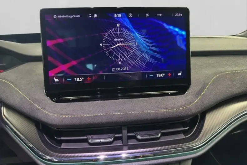 Skoda Enyaq din 2024 cu 16.399 km - oferta SKO178640 - foto 11