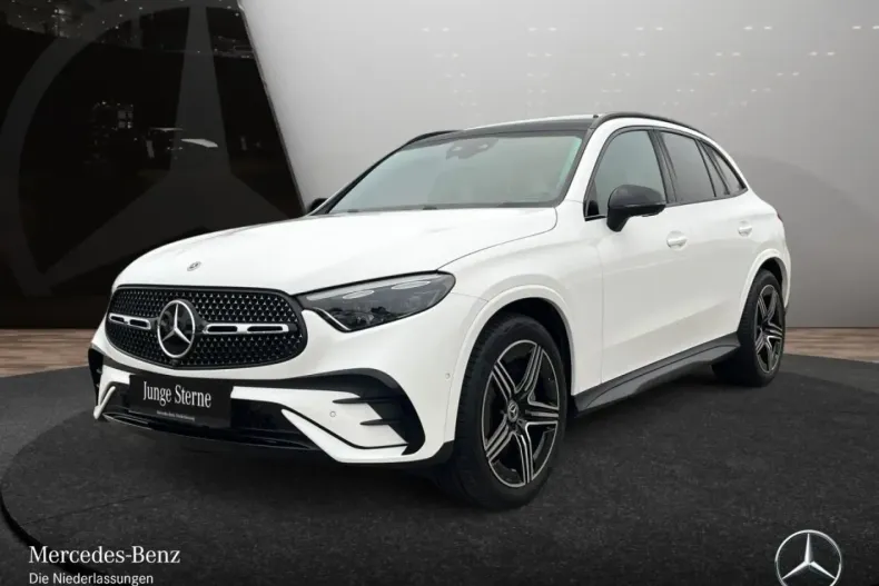 Mercedes-Benz GLC 200 din 2025 cu 7.362 km - oferta MER178644 - foto 1