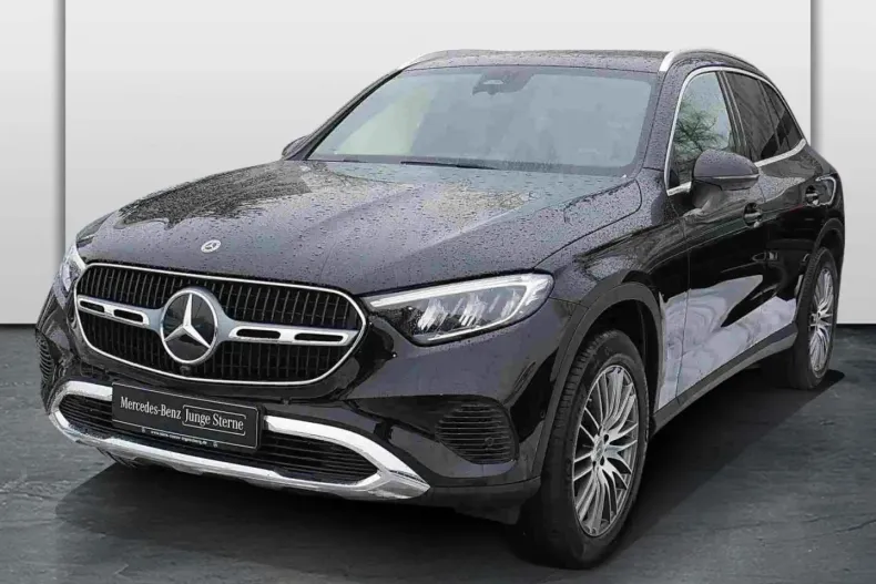Mercedes-Benz GLC 220 din 2025 cu 13.706 km - oferta MER178645 - foto 1