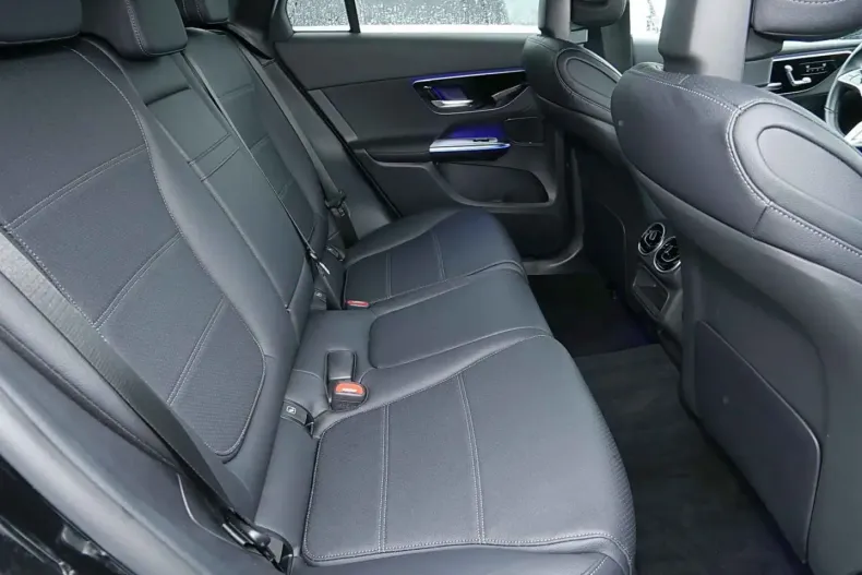 Mercedes-Benz GLC 220 din 2025 cu 13.706 km - oferta MER178645 - foto 7