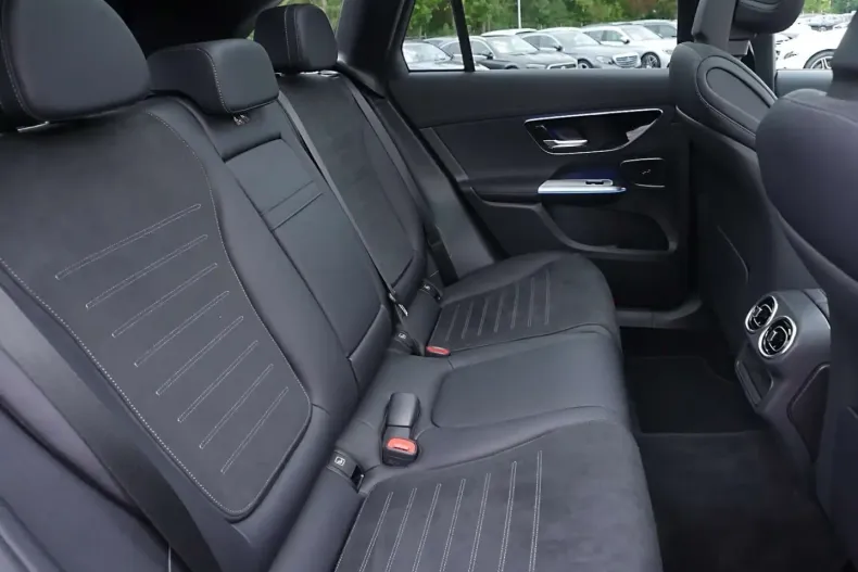 Mercedes-Benz GLC 450 din 2024 cu 19.890 km - oferta MER178647 - foto 6