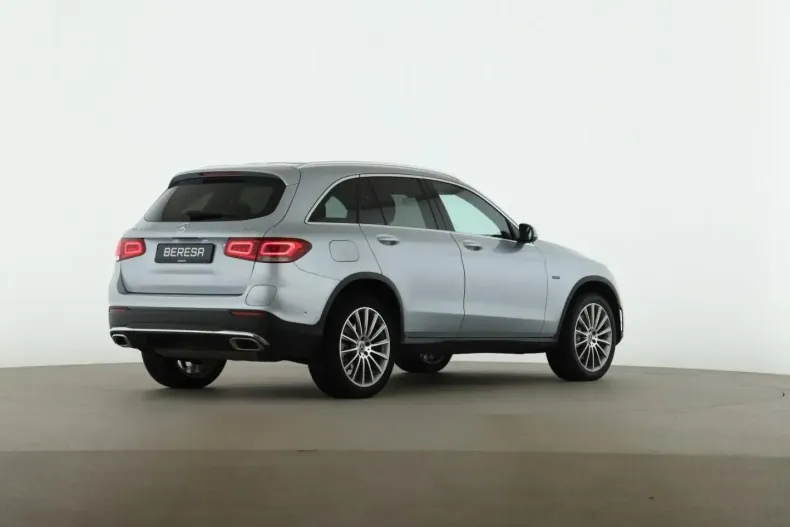 Mercedes-Benz GLC 300 din 2021 cu 52.600 km - oferta MER178650 - foto 6