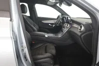 Mercedes-Benz GLC 300 din 2021 cu 52.600 km - oferta MER178650 - foto 8