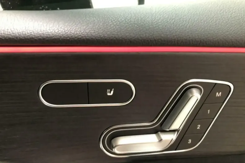 Mercedes-Benz A 35 AMG (Clasa A) din 2024 cu 11.621 km - oferta MER178653 - foto 27