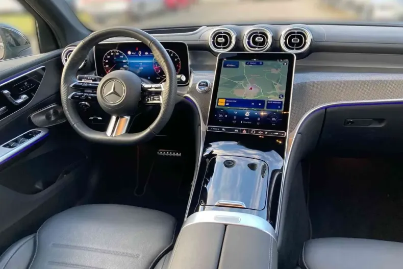 Mercedes-Benz GLC 300 din 2024 cu 8.998 km - oferta MER178654 - foto 6