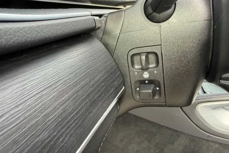 Mercedes-Benz GLE 400 din 2023 cu 86.000 km - oferta MER178657 - foto 18