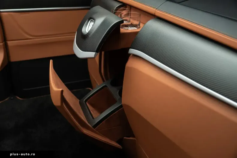 Mercedes-Benz V 300 (Clasa V) din 2026 cu 50 km - oferta MER178658 - foto 33