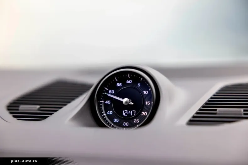 Porsche Cayenne din 2024 cu 17.000 km - oferta POR178659 - foto 24