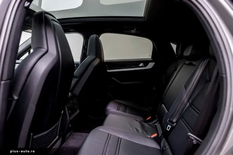 Porsche Cayenne din 2024 cu 17.000 km - oferta POR178659 - foto 32
