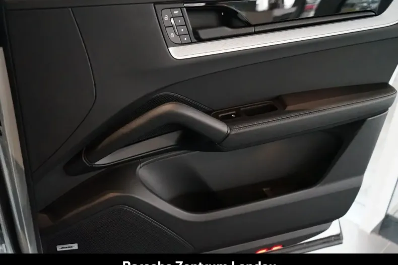 Porsche Cayenne din 2025 cu 46.900 km - oferta POR178662 - foto 29