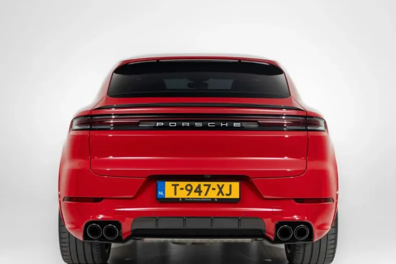 Porsche Cayenne din 2023 cu 32.254 km - oferta POR178664 - foto 6