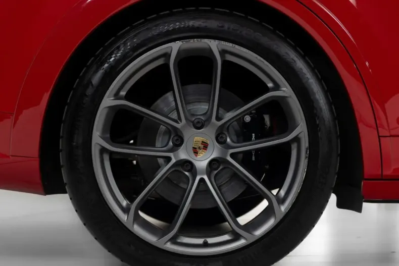 Porsche Cayenne din 2023 cu 32.254 km - oferta POR178664 - foto 10