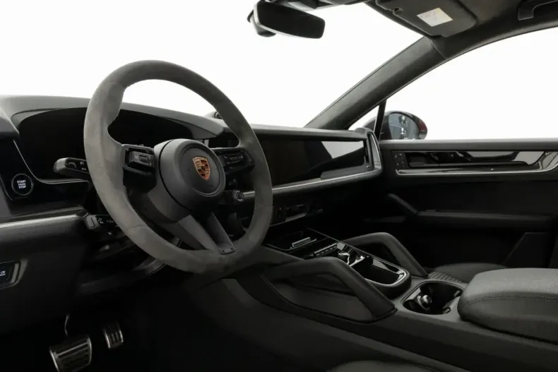 Porsche Cayenne din 2023 cu 32.254 km - oferta POR178664 - foto 27