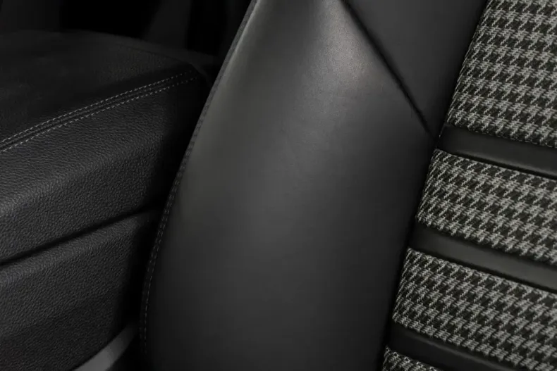 Porsche Cayenne din 2023 cu 32.254 km - oferta POR178664 - foto 46