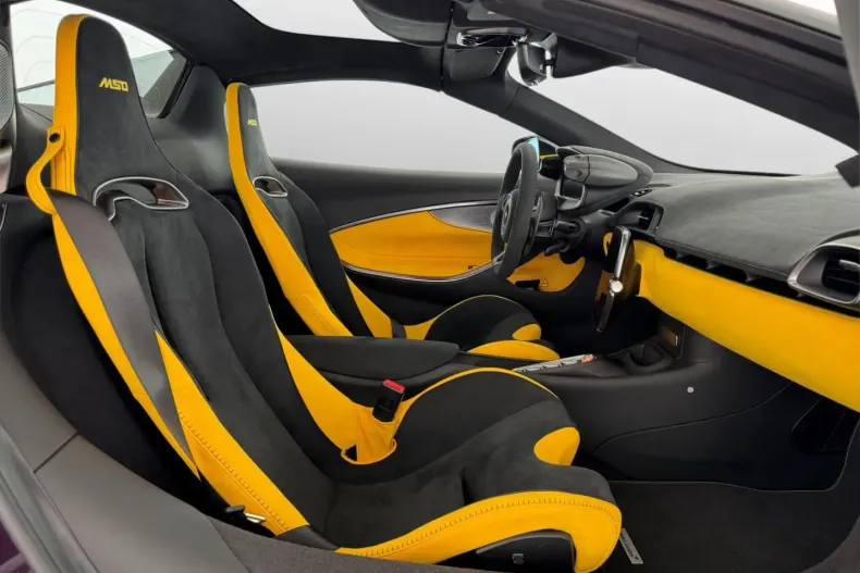 McLaren Artura din 2025 cu 5.290 km - oferta MCL178665 - foto 14