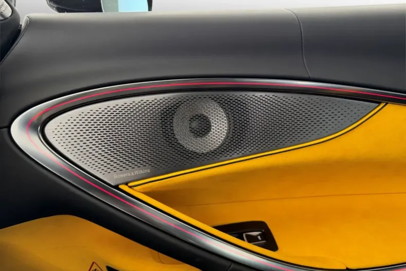 McLaren Artura din 2025 cu 5.290 km - oferta MCL178665 - foto 15