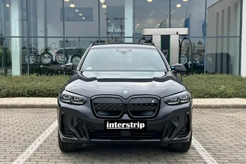 BMW iX3 din 2024 cu 11.900 km - oferta BMW178666 - foto 3