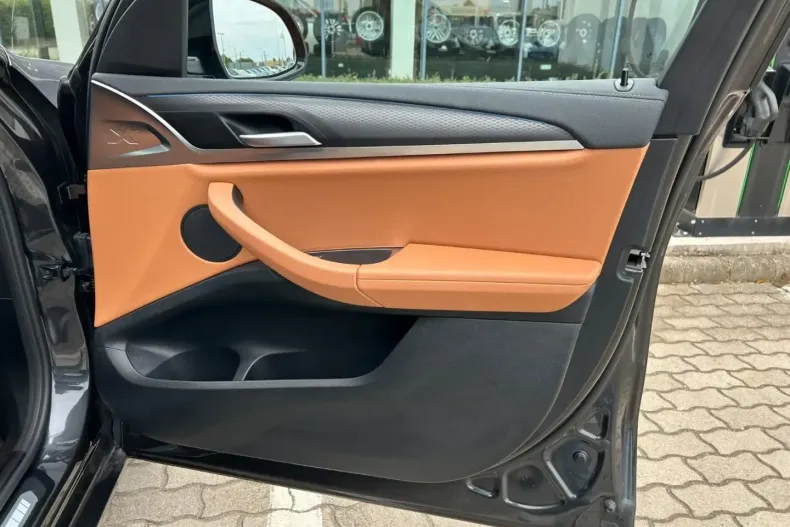 BMW iX3 din 2024 cu 11.900 km - oferta BMW178666 - foto 15