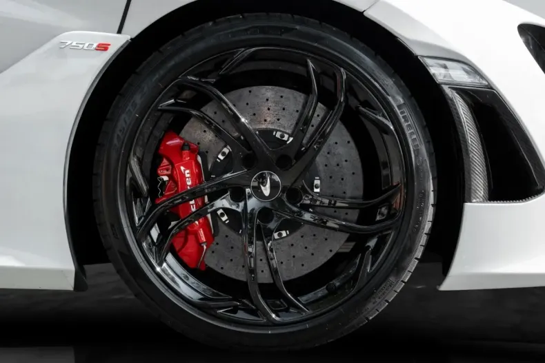 McLaren 750S din 2024 cu 15.500 km - oferta MCL178669 - foto 9