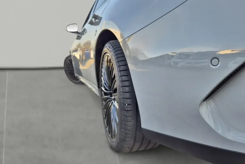 Mercedes-Benz E 450 din 2025 cu 9.984 km - oferta MER178676 - foto 6