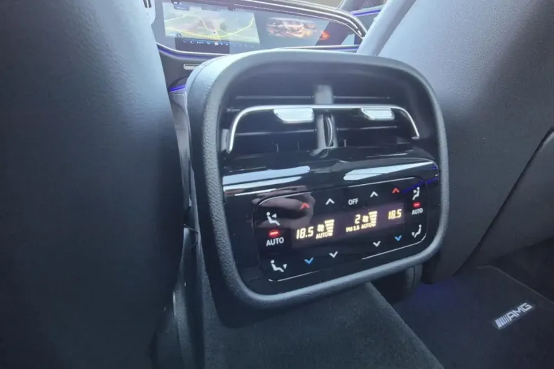 Mercedes-Benz E 450 din 2025 cu 9.984 km - oferta MER178676 - foto 14