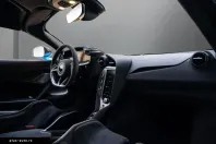 McLaren 750S din 2023 cu 9.600 km - oferta MCL178680 - foto 18