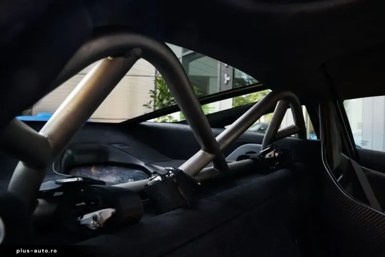 McLaren 750S din 2023 cu 9.600 km - oferta MCL178680 - foto 28