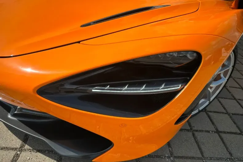 McLaren 720S din 2023 cu 7.100 km - oferta MCL178684 - foto 10