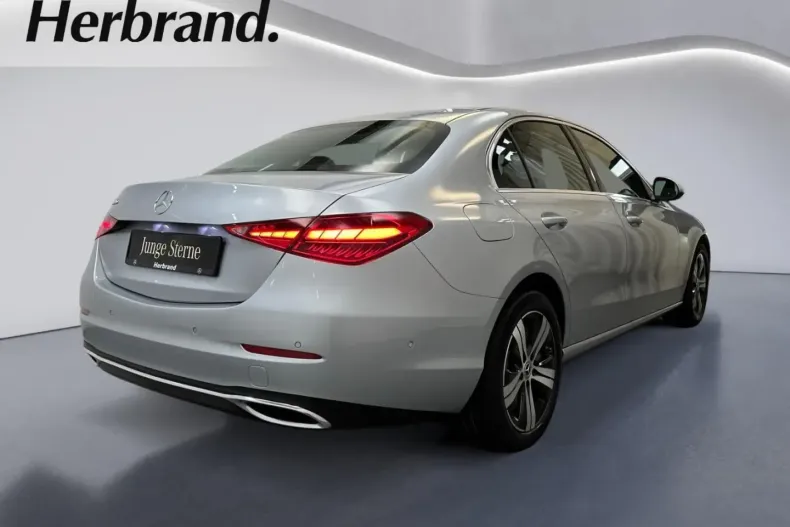 Mercedes-Benz C 300 din 2023 cu 32.191 km - oferta MER178686 - foto 3