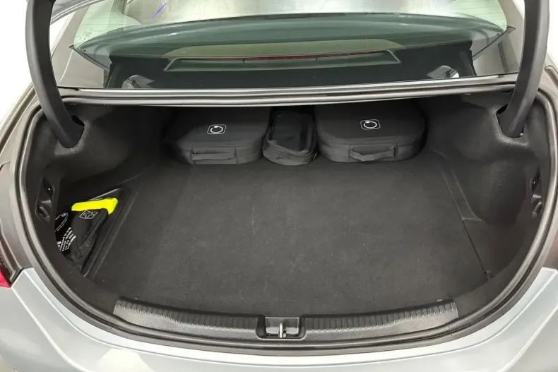 Mercedes-Benz C 300 din 2023 cu 32.191 km - oferta MER178686 - foto 6