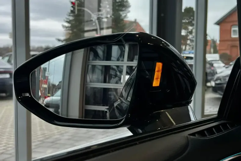 Audi A8 din 2023 cu 37.000 km - oferta AUD178698 - foto 34