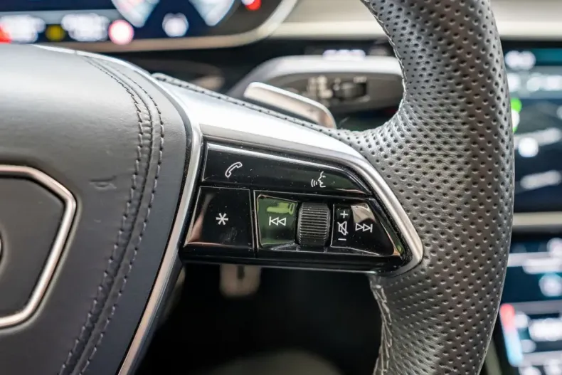 Audi A8 din 2023 cu 41.760 km - oferta AUD178699 - foto 20